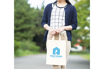 薄手で軽くて持ち運びやすい！温かみのある薄手コットン生地素材です